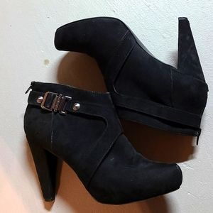 Guess Black Suede Bopties Size 10